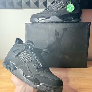 Jordan 4 Retro “ Black Cat ”
